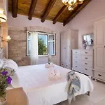 Villa La Maison Velianitátika